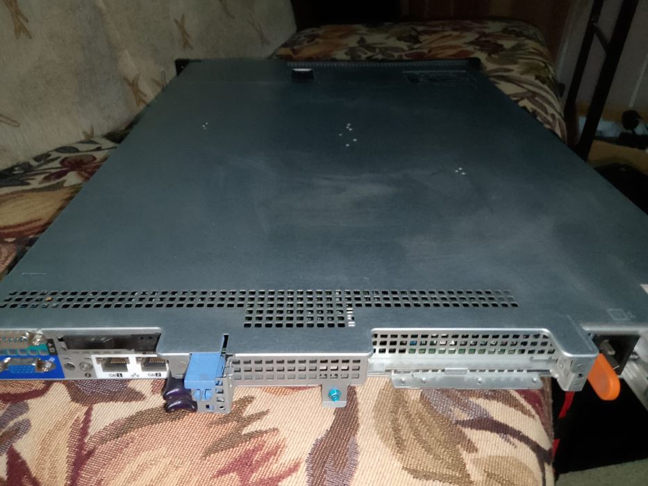 Продам сервер, б/у