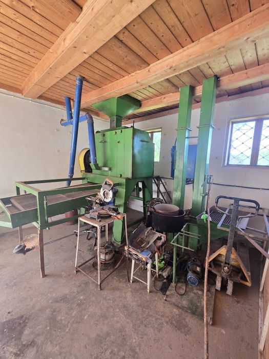 Moara porumb 800kg ora utilaj aproape nou