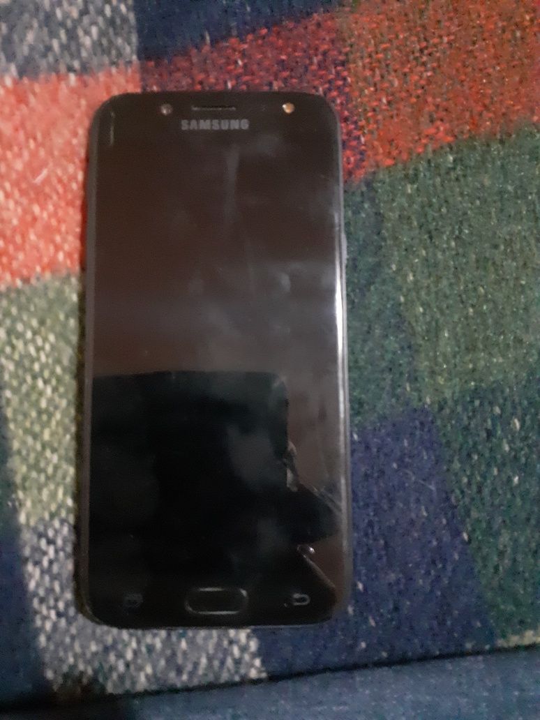 Vand sau schimb samsung j5 la schimb cu iphone 11