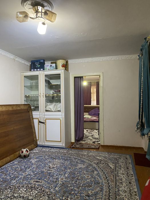 zangatadan 2 etajliy uy sotilad