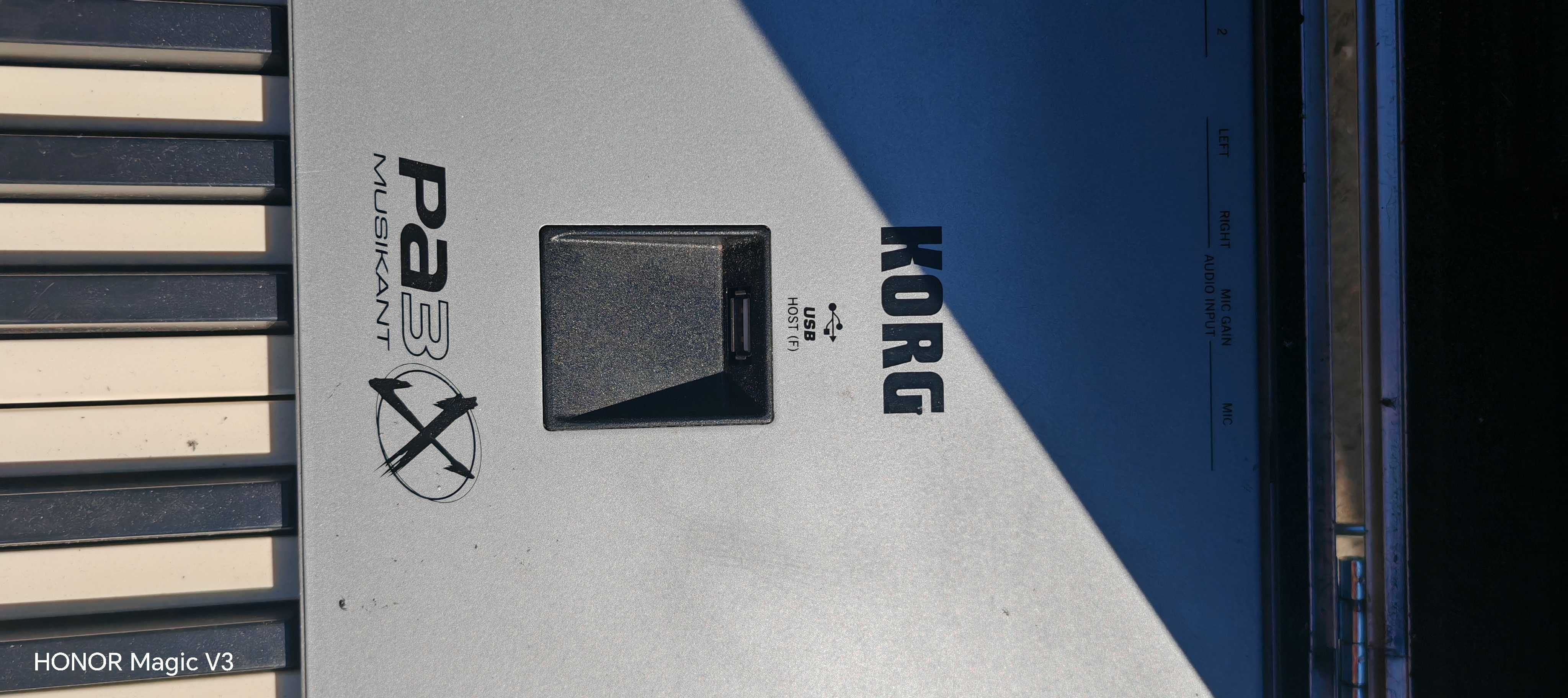 Korg PA3X Синтезатор