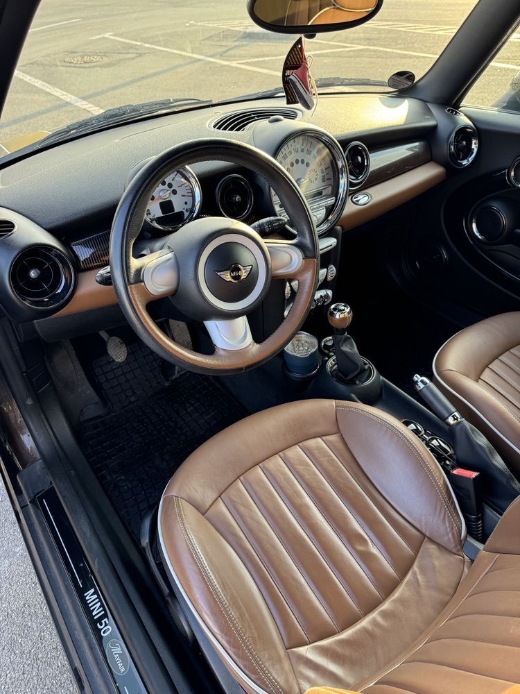 Mini Cooper Mayfair editie 50
