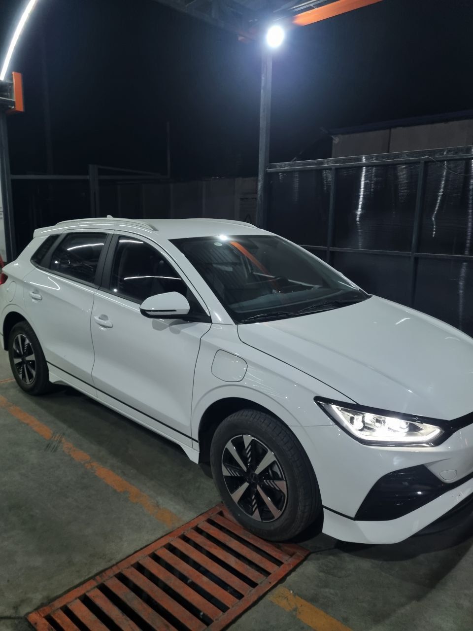 BYD E2 Luxury Srochna
