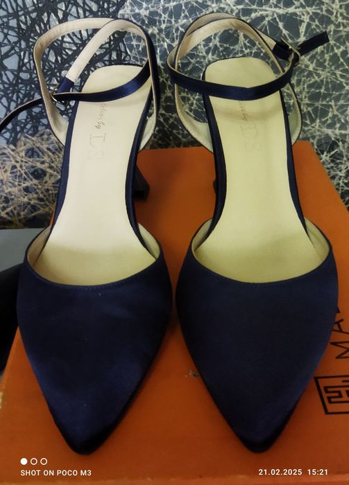 Продаются женские босоножки DS