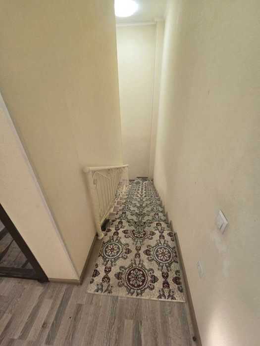 Продам 3-комн. квартиру 64м² (дуплекс) на Сайраме.