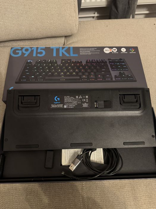 Logitech G915 TKL