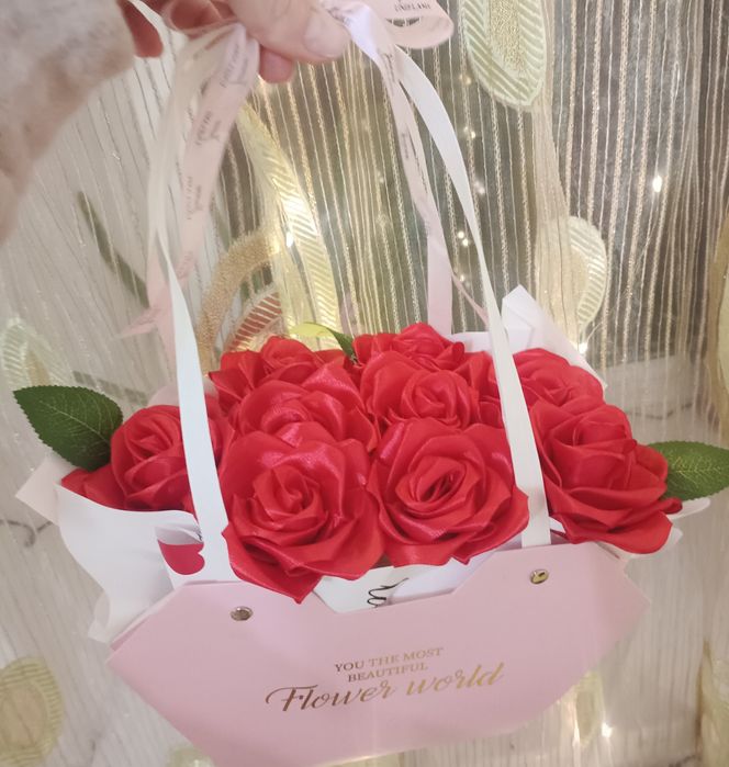 В наличии букеты