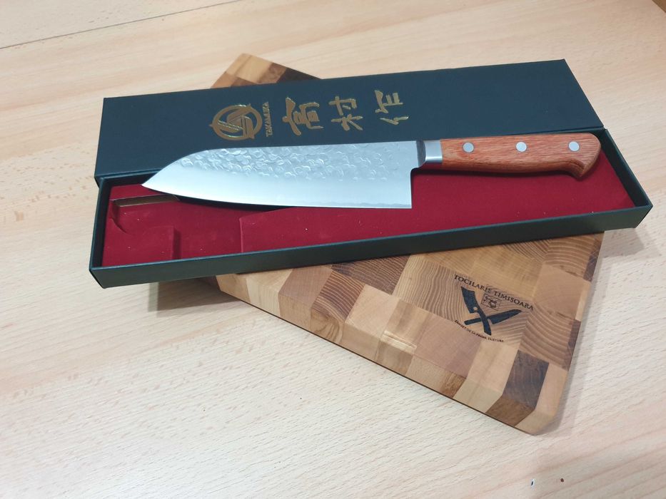 Cutite profesionale japoneze