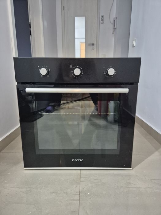 Cuptor electric incorporabil Artic