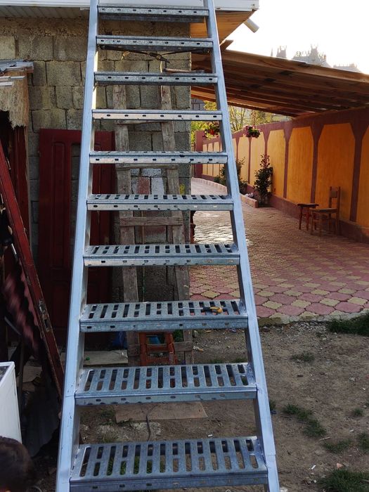 Scara metalica zincata