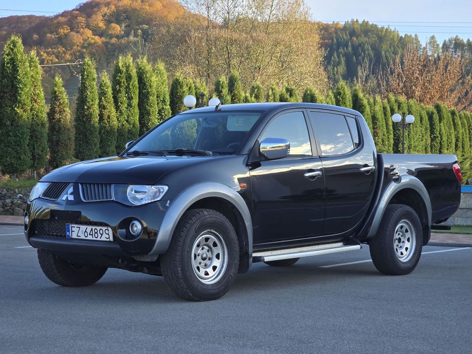 Mitsubishi L200 4x4 2.5 TDi 178 cp