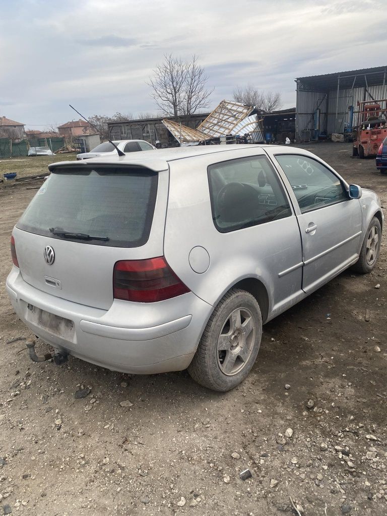 Golf 4 На части Бензин