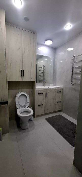 Продам полуторку с мебелью