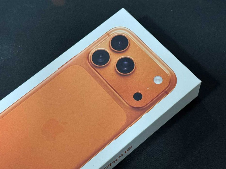 Неразпечатан с гаранция! Apple iPhone 17 Pro 512GB