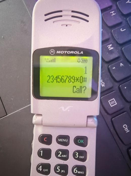 Motorola v50 kramer+incarcator sigilat ( decodat)
