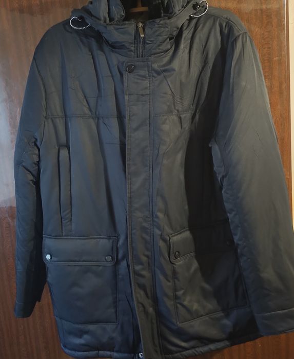 Продам мужскую зимнюю куртку