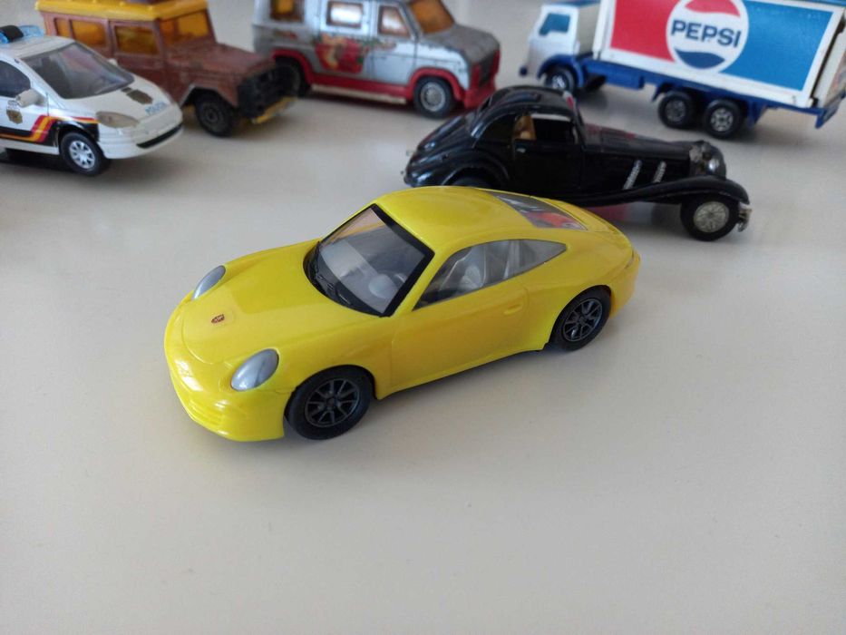 Метални колички, 1/36-1:57, интересни модели Majorette и други
