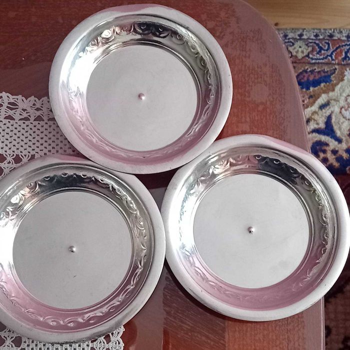 Медни чинии, калайдисани отвътре,  3 броя.