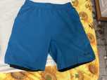 Vand pantaloni scurti Nike