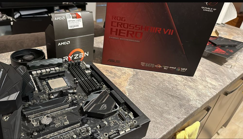 Kit placa de baza Rog Crosshair VII Hero 32gb DDR+ Amd Ryzen 5 5600x