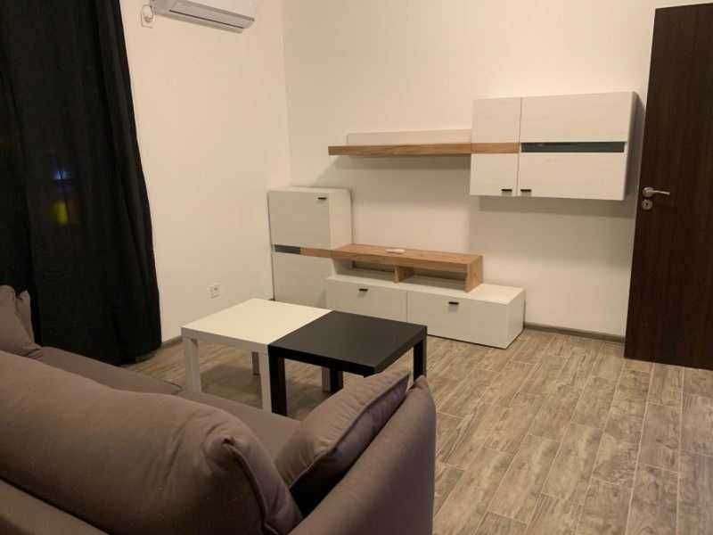 Двустаен апартамент - ж.к. Люлин 5