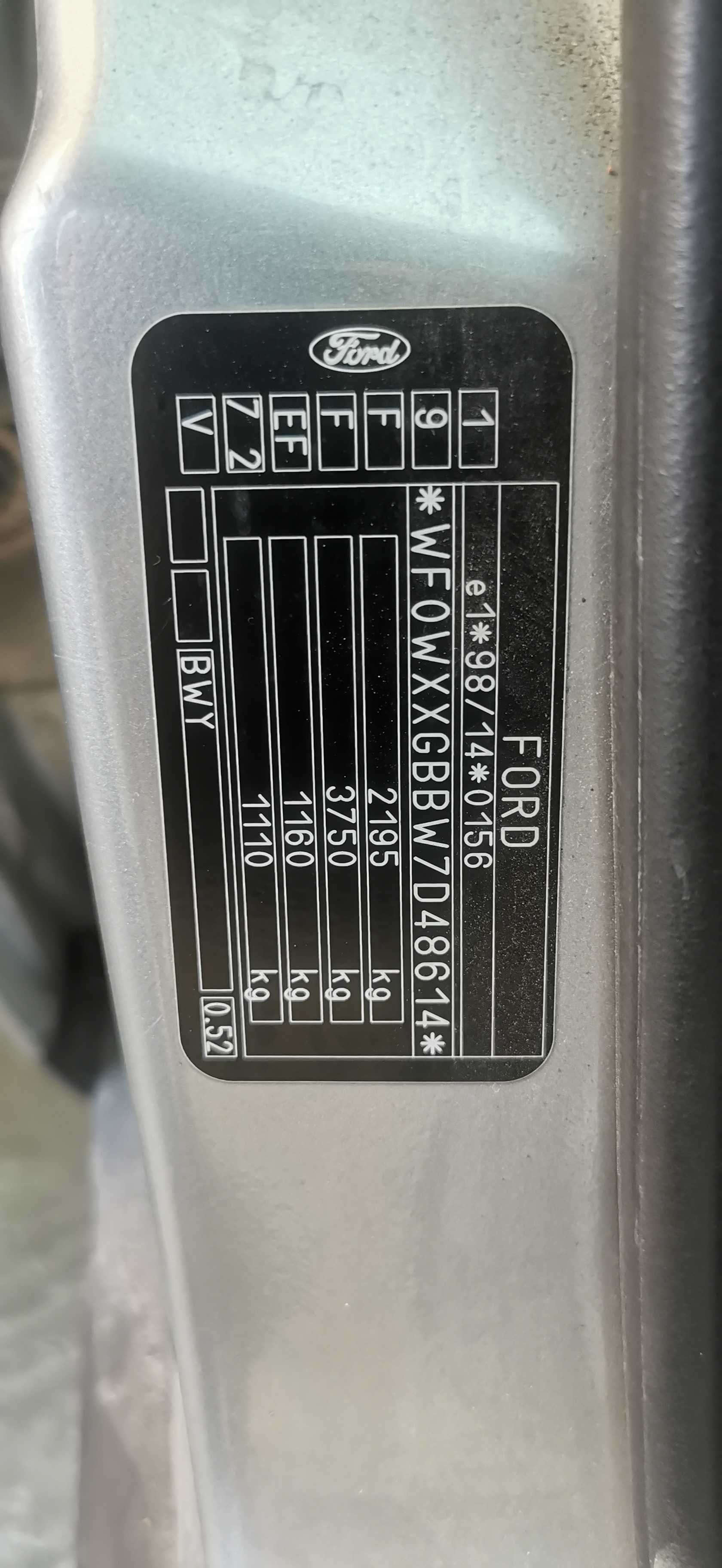 Ford Mondeo 2007 2.0 дизел преднл стъкло ,теглич, врати.