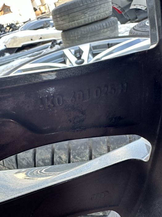 Jante / Roti Audi A6 C8 4K : 245 45 19 / 4K0601025H