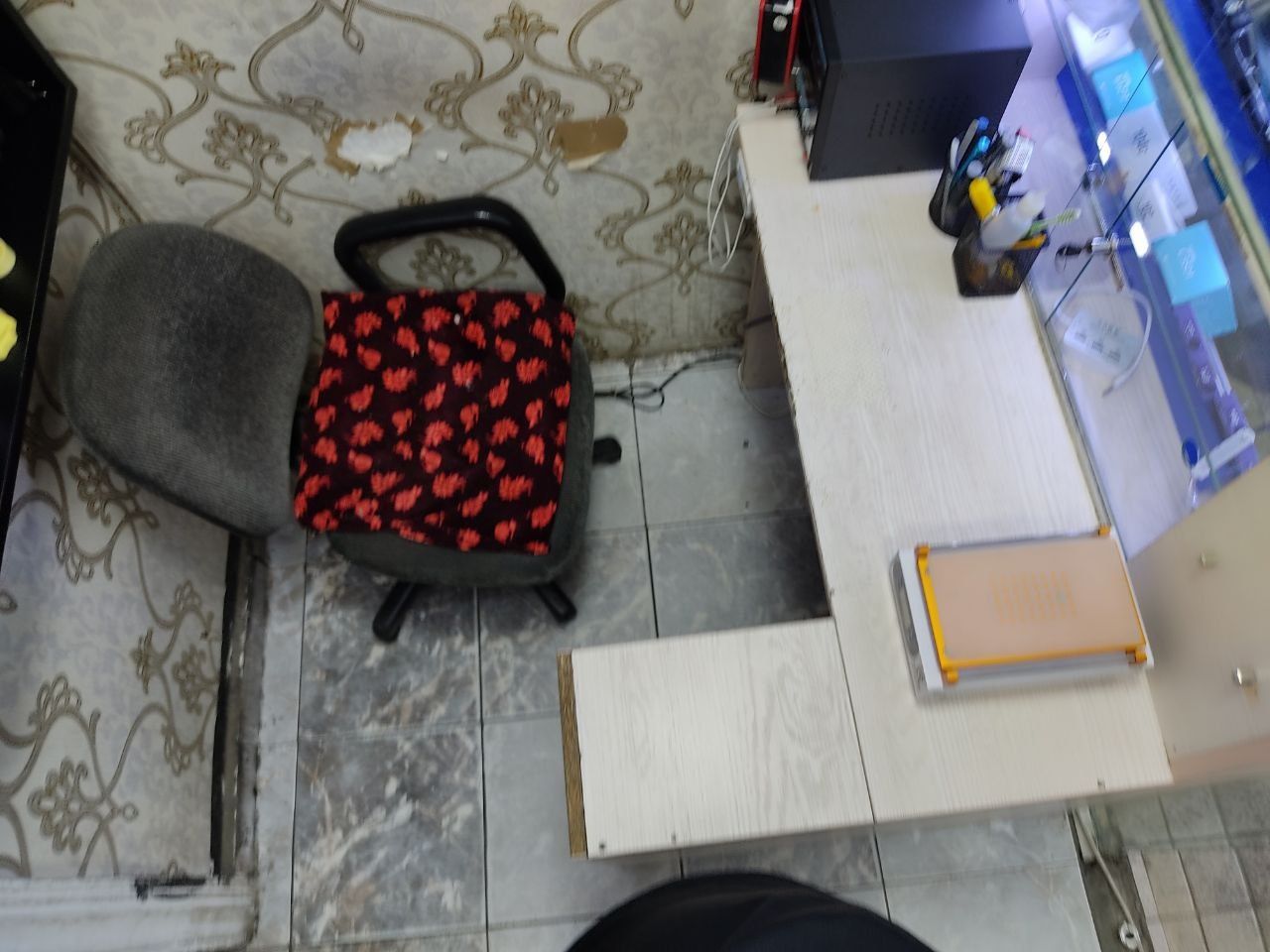 Telefon ustasi Programistga Arendaga Chilonzordan joy