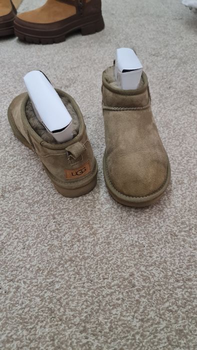 Ugg classic ultra mini 37