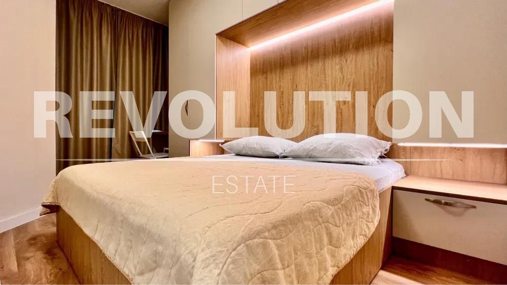 Дава се под наем Двустаен апартамент в Варна, Център - 63 кв.м за 700 € - Снимка #4