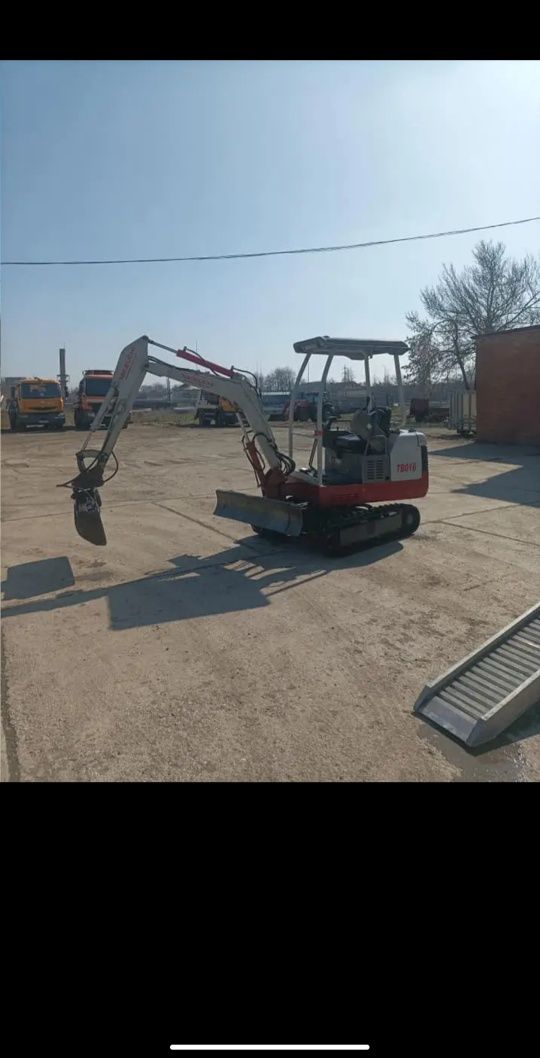 Vand miniexcavator Takeuchi TBO 16