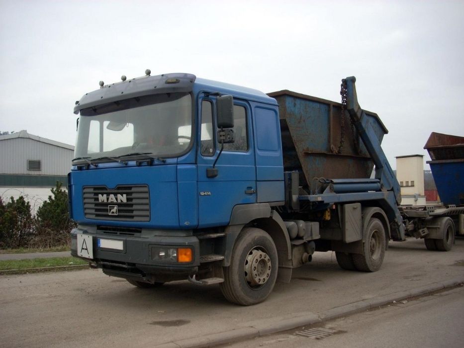 Inchiriere container pt. gunoi moloz deseuri