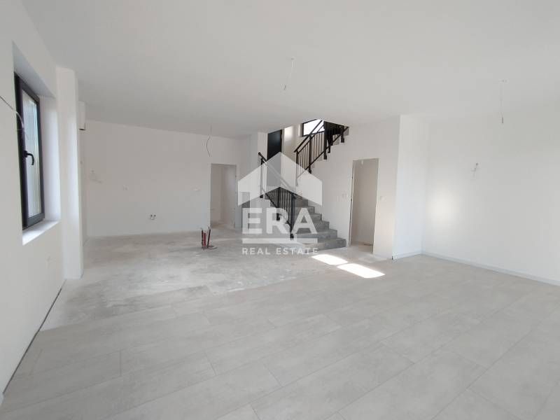 Продава се  в Варна, м-т Ментешето -  кв.м за 0 €/ - Снимка #2