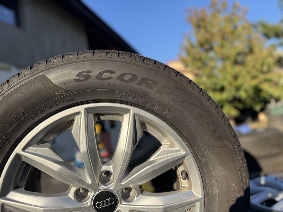 Set jante originale Audi Q5 anvelope iarnă Pirelli 235/65 R17 2022