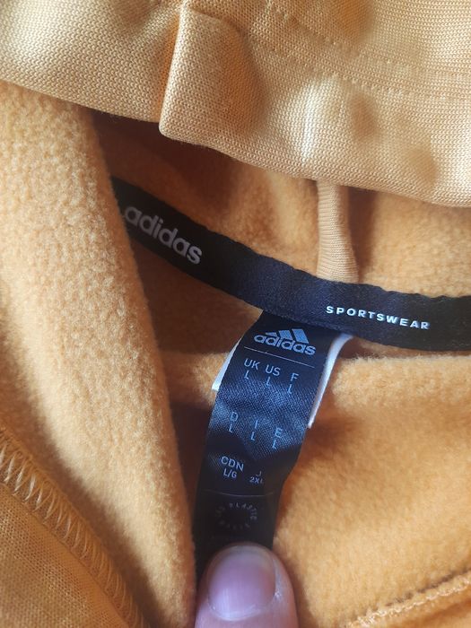 Adidas Суичър L размер.