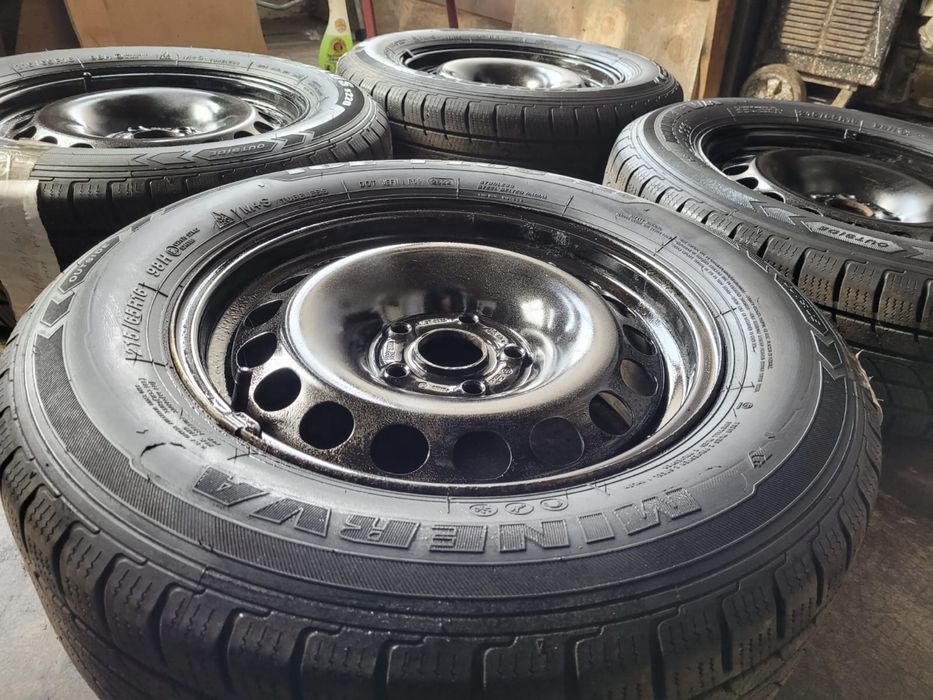 Jante tabla 5x112 VW TIGUAN R16 Anvelope 215 65 16 M+S