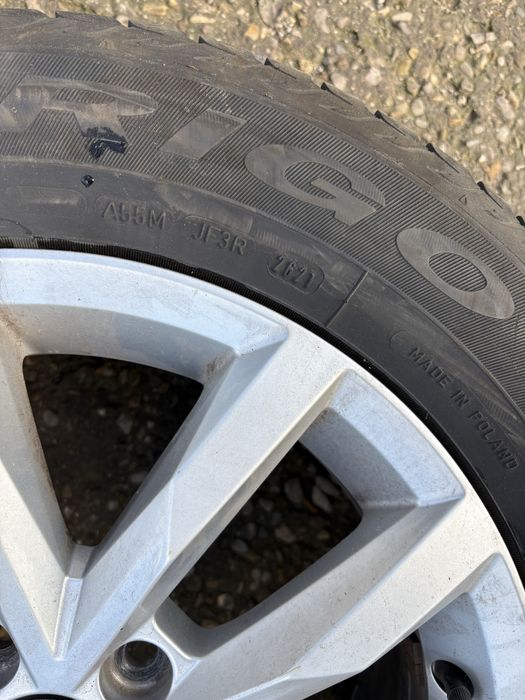 Roti pasaat b8 r16 cu anvelope de iarna