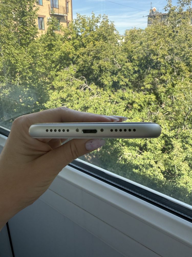 Продается iPhone 11