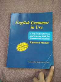 Продам книгу грамматика английского языка