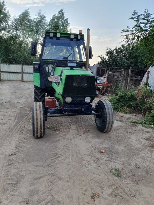 tractor Deutz DX 85