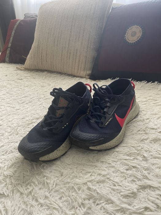 Nike Gore Tex puertati.Marimea 44