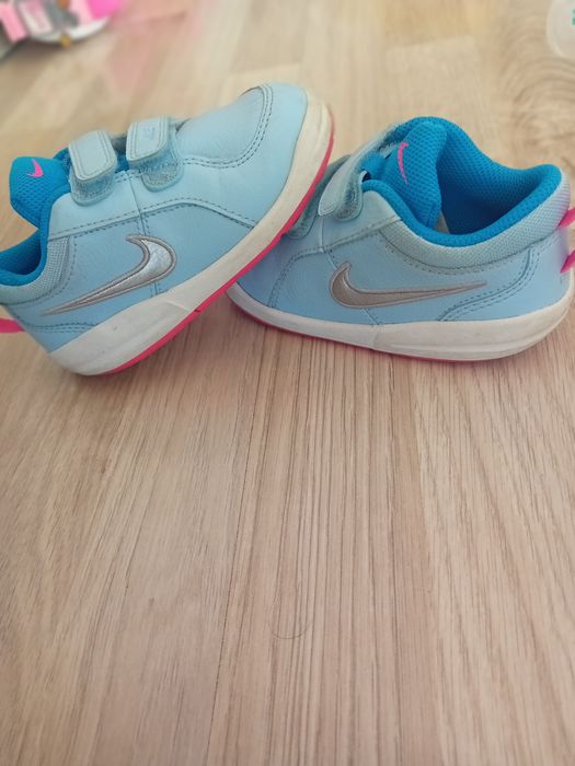 Adidasi originali impecabili