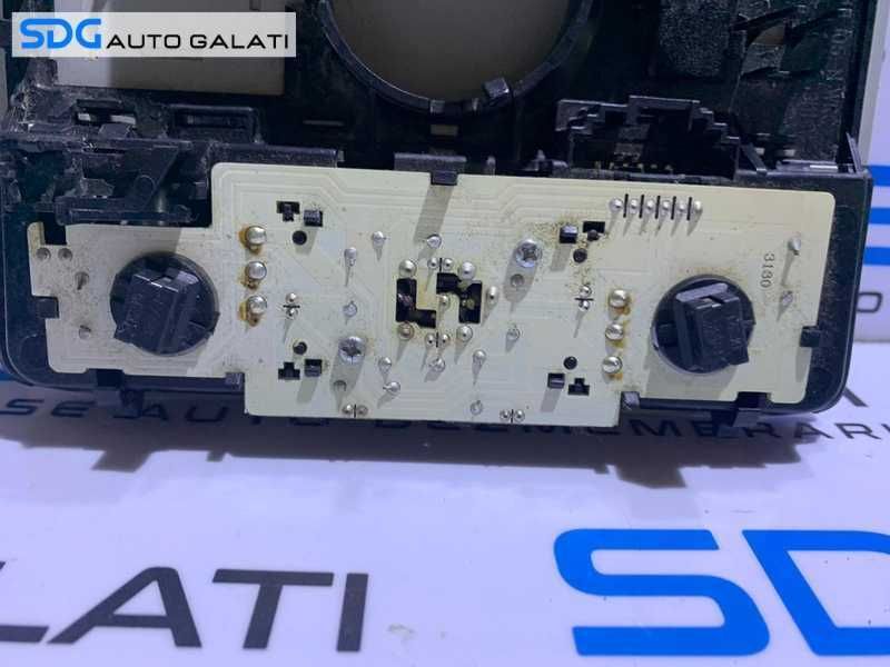 Plafoniera Lumini Lampa Iluminare Plafon VW Jetta 3 2005 - 2011 Cod 1K8947105N