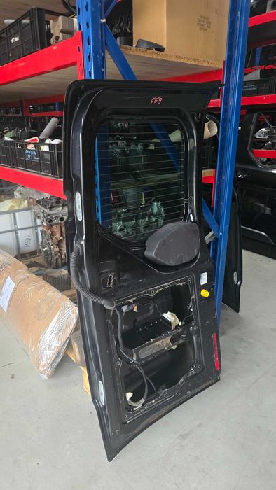 Usa Culisanta  dreapta model cu geam  pentru Ford Transit Custom 2015