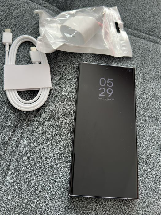 Vand Samsung S23 Ultra/256GB