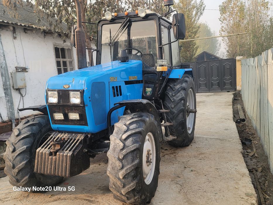 Traktor Belarus 1221.2