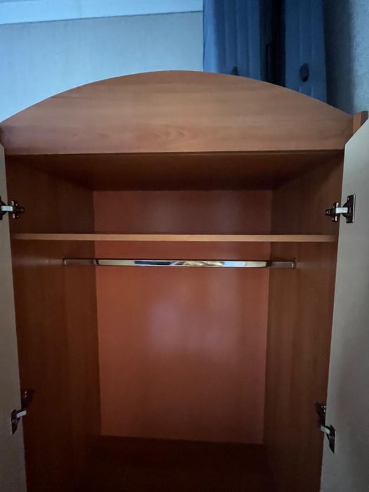 Компьютерный стол и шкафы