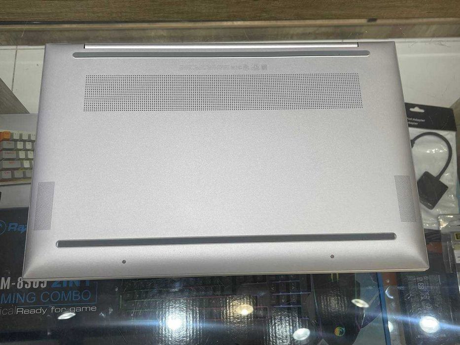 HP ENVY Laptop 17 Core i7-1255U ram 16 ssd 256 Сенсорный
