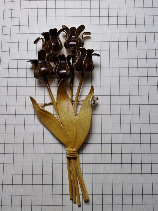 Брошка позолоченная советских времён.