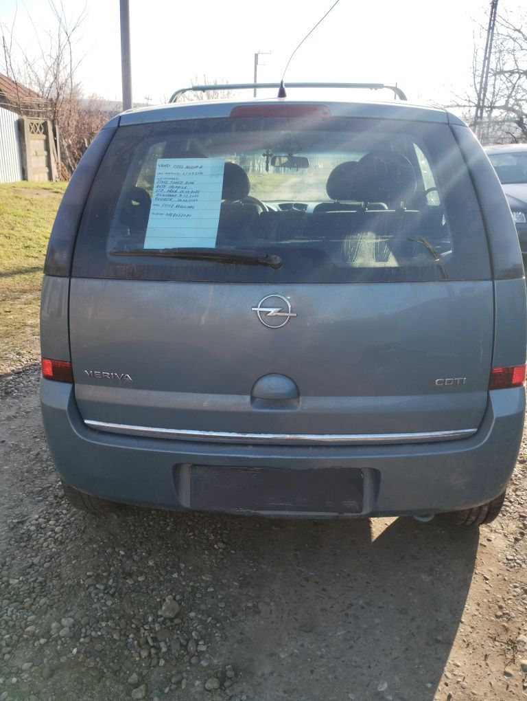 Vând Opel Meriva